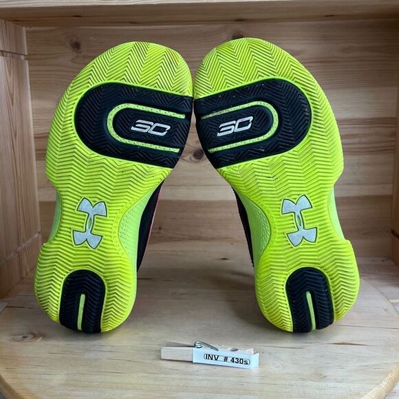 Under Armour Stephen Curry Multicolor Athletic Sneaker Shoes Women’s Size 6.5/5 - Picture 7 of 8